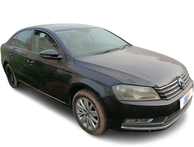 Volkswagen Passat-img
